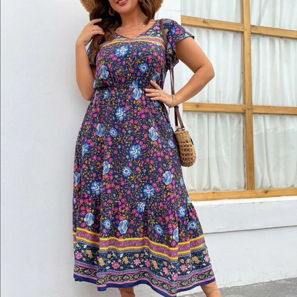 Plus size boho floral print V neck maxi dress - Picture 4 of 7